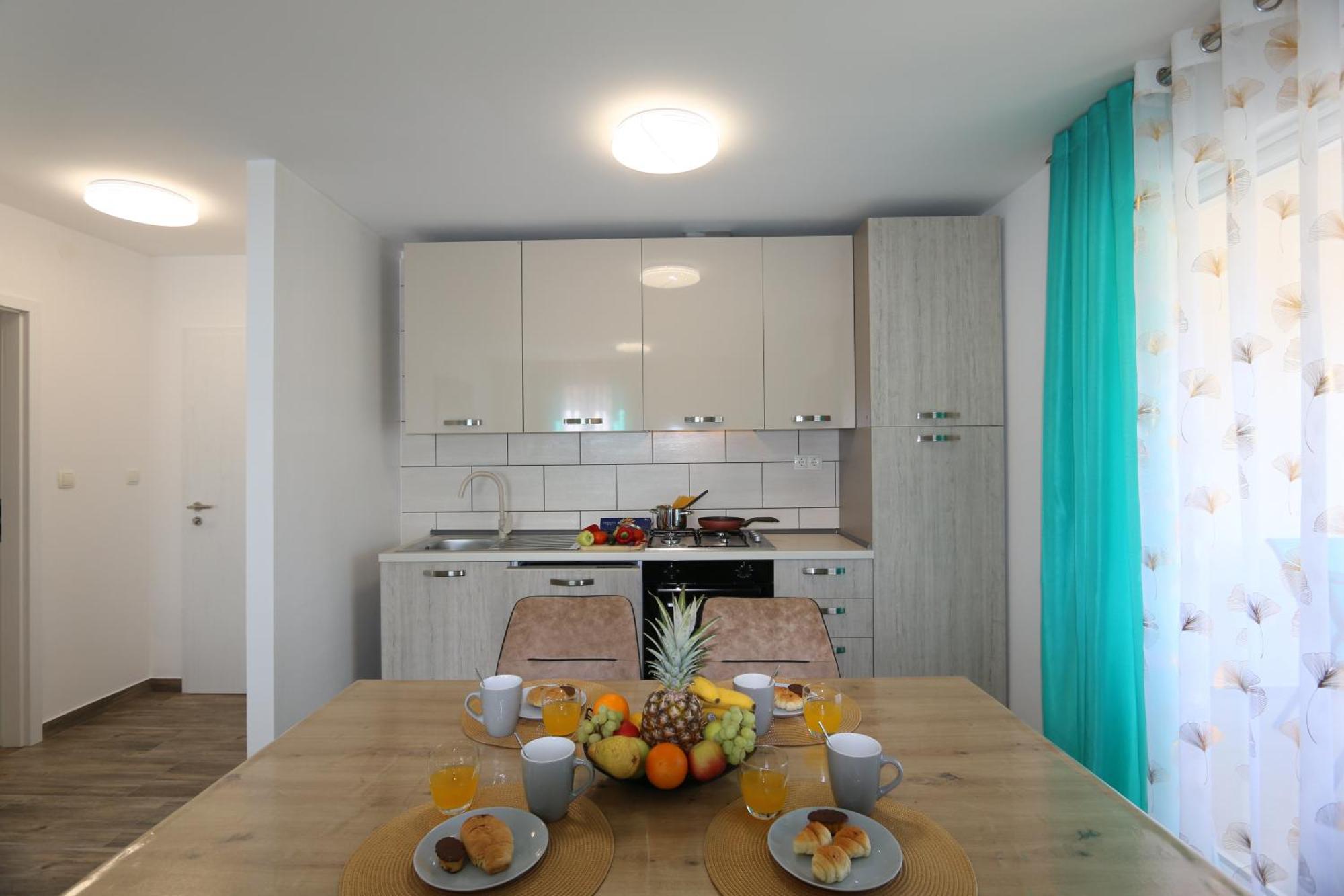 Apartments Mirjana Šilo Екстериор снимка