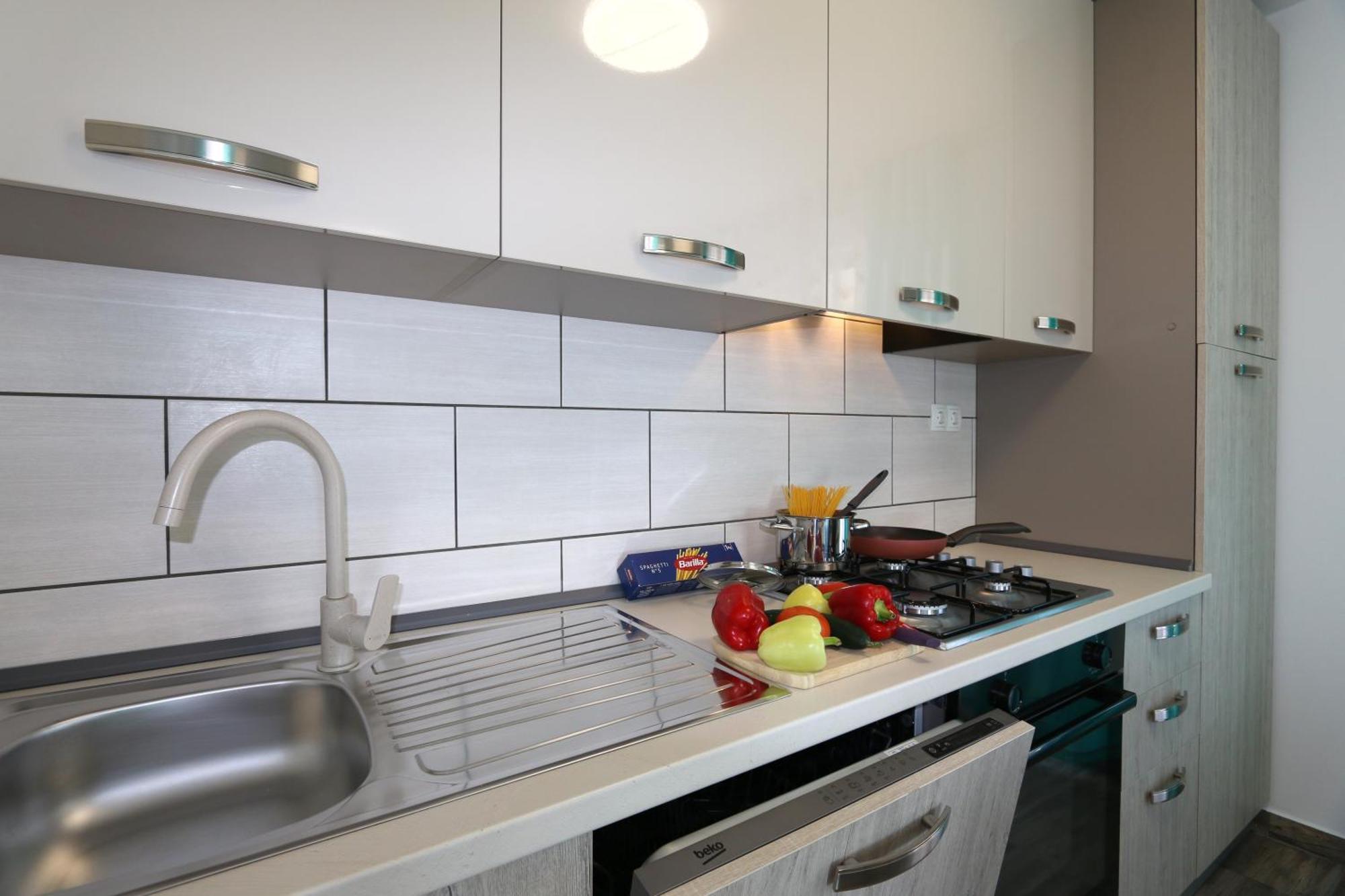 Apartments Mirjana Šilo Екстериор снимка