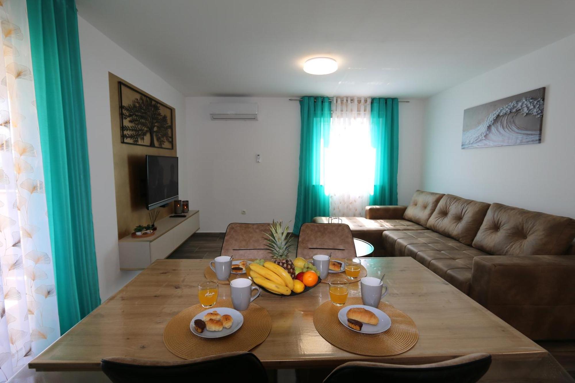 Apartments Mirjana Šilo Екстериор снимка